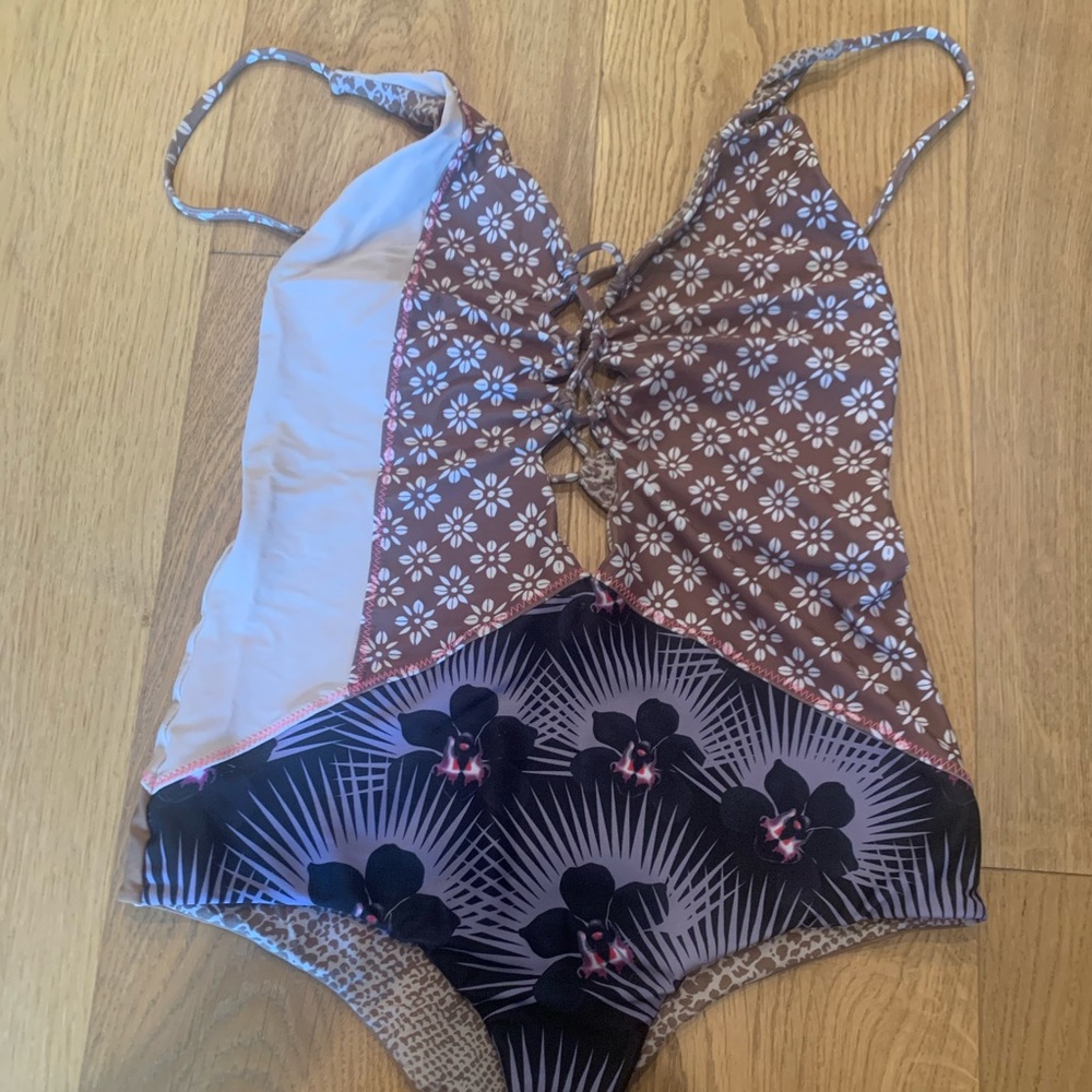 Acacia Kokomo one piece